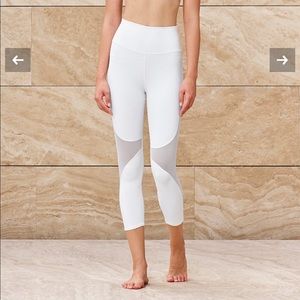 High-Waist Coast Capri Alo Yoga Pants